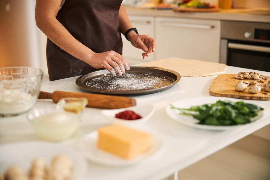 6 easy meals for one person | Age UK Mobility