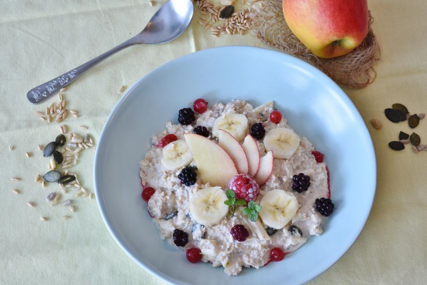 7 quick and easy meals for older people | Handicare