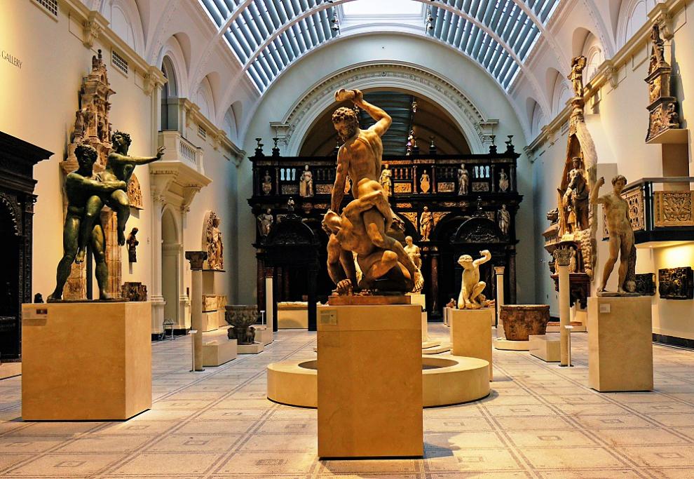 V&A
