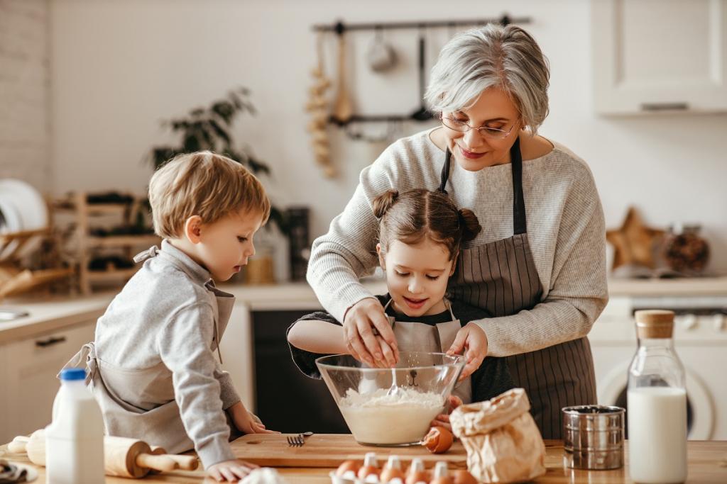 Cook and bake with grandchildren