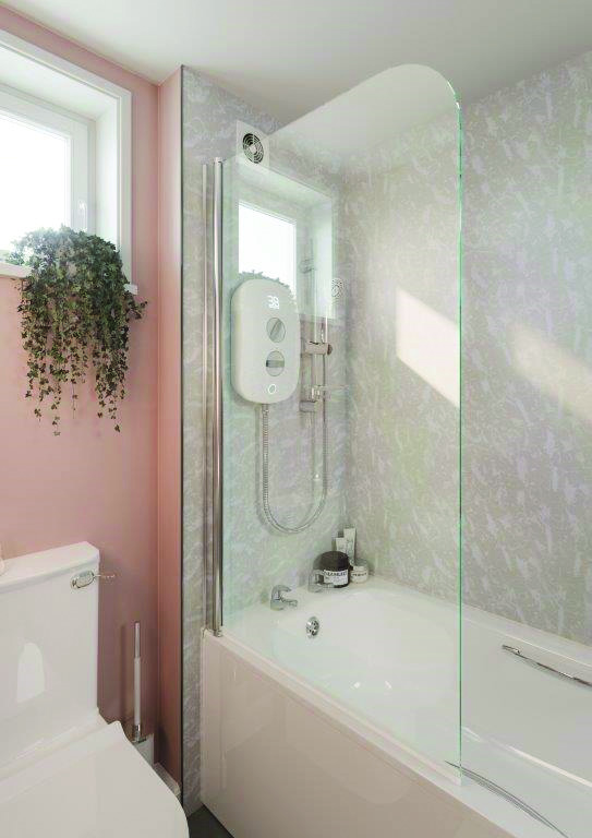 Bathing accessories - Over bath screen and panelling solution